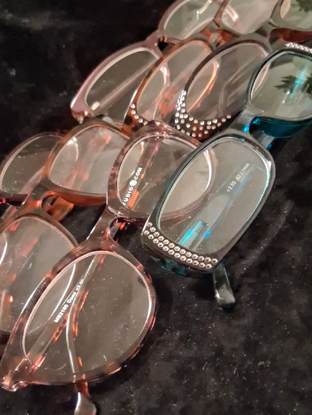 Mixed Reading Glasses Lot with Tortoiseshell & Teal Frames +2.00 & +2.50 7 Pairs